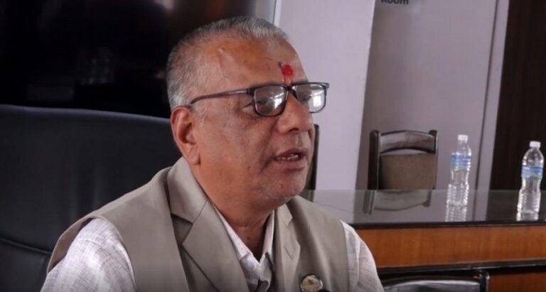 संसद् बैठकमै कांग्रेस सांसद भरत खड्का ढले, वीर अस्पताल लगियो