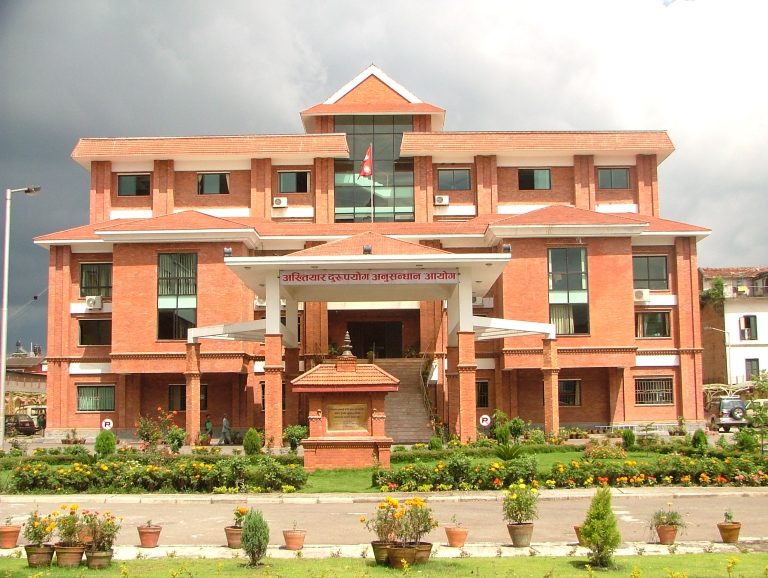 नेपालमा भ्रष्टाचार, घुसको डिल विदेशमा !अख्तियारले भेट्यो भ्रष्टाचारको नयाँ ‘टेक्निक’, करोडौँको घुस विदेशी भूमिमै बुझ्ने गरेको खुलासा