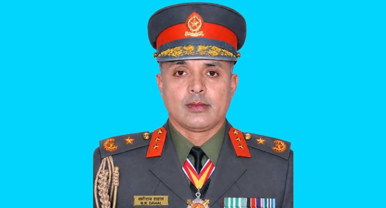 बिचौलिया इनामको मोबाइलमा भेटिएका ‘गोप्य सन्देश’ले तान्यो एआइजी दाहाललाई छानबिनमा